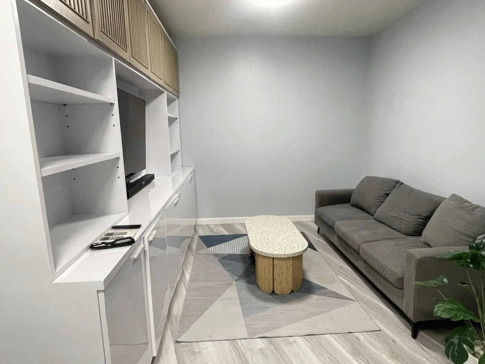 1-Bedroom Condo for Rent, Downtown Phuket, Mountain View - Phuket Town, Phuket - Photo 4