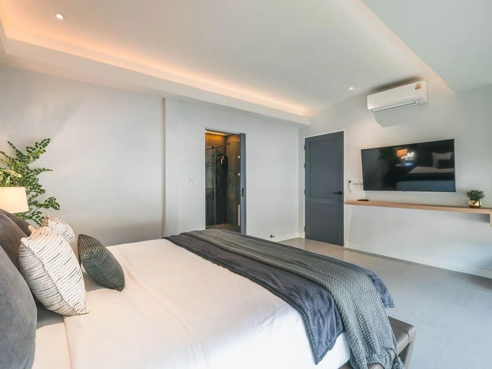 3-Bedroom Pool Villa, 5 Min to Nai Harn Beach, Freehold - Nai Harn, Phuket - Photo 12