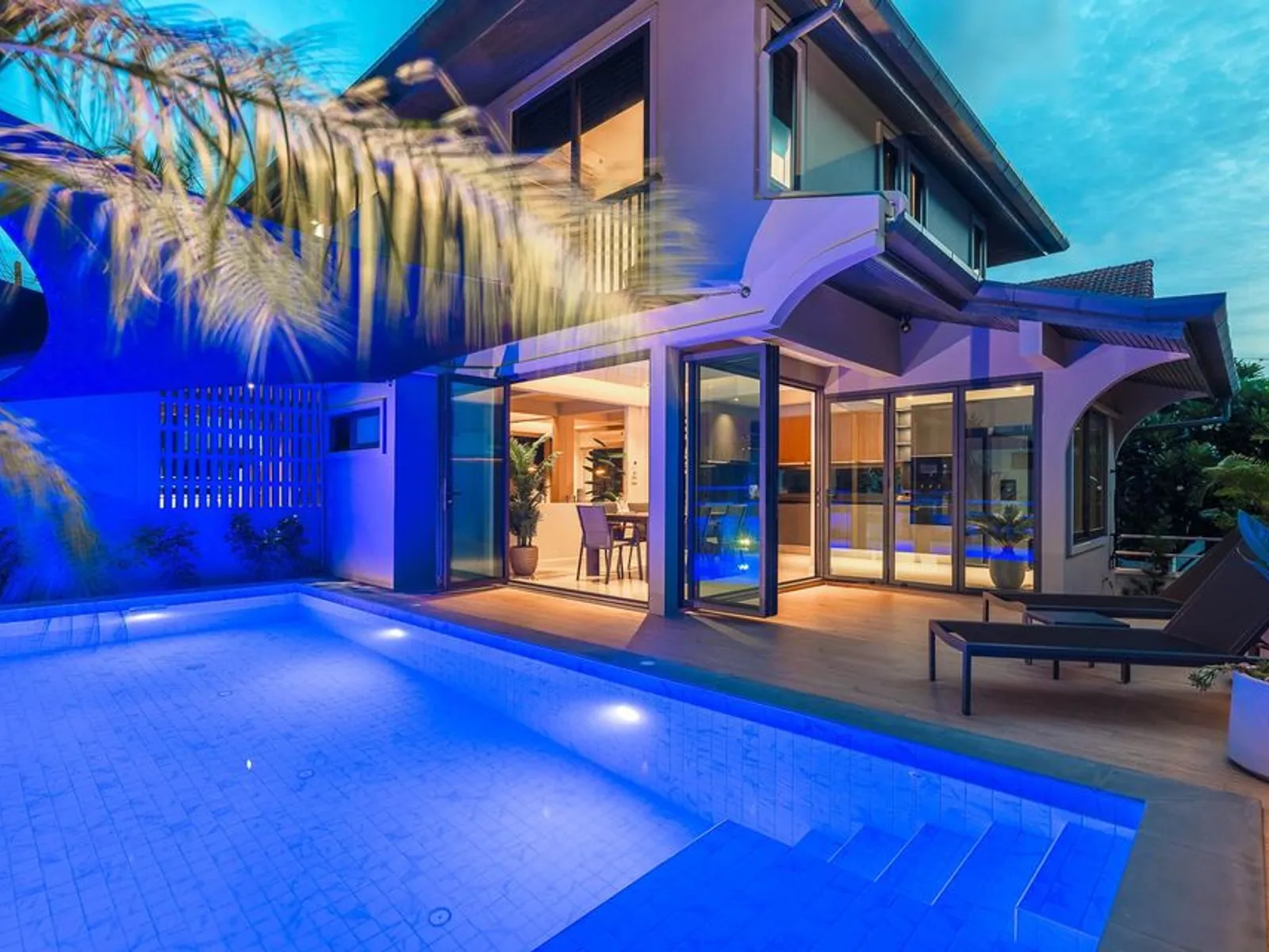3-Bedroom Pool Villa, 5 Min to Nai Harn Beach, Freehold - Nai Harn, Phuket - Photo 2