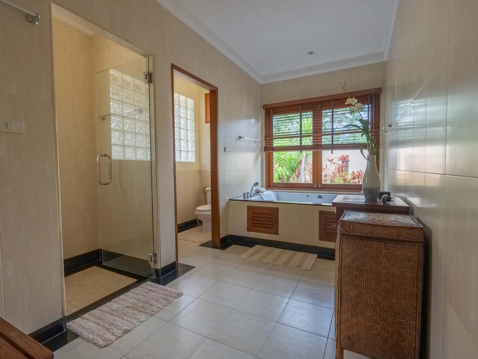 Лэйквуд Хиллс, вилла с 5 спальнями и бассейном на продажу, Лайан - Layan, Phuket - Фото 56