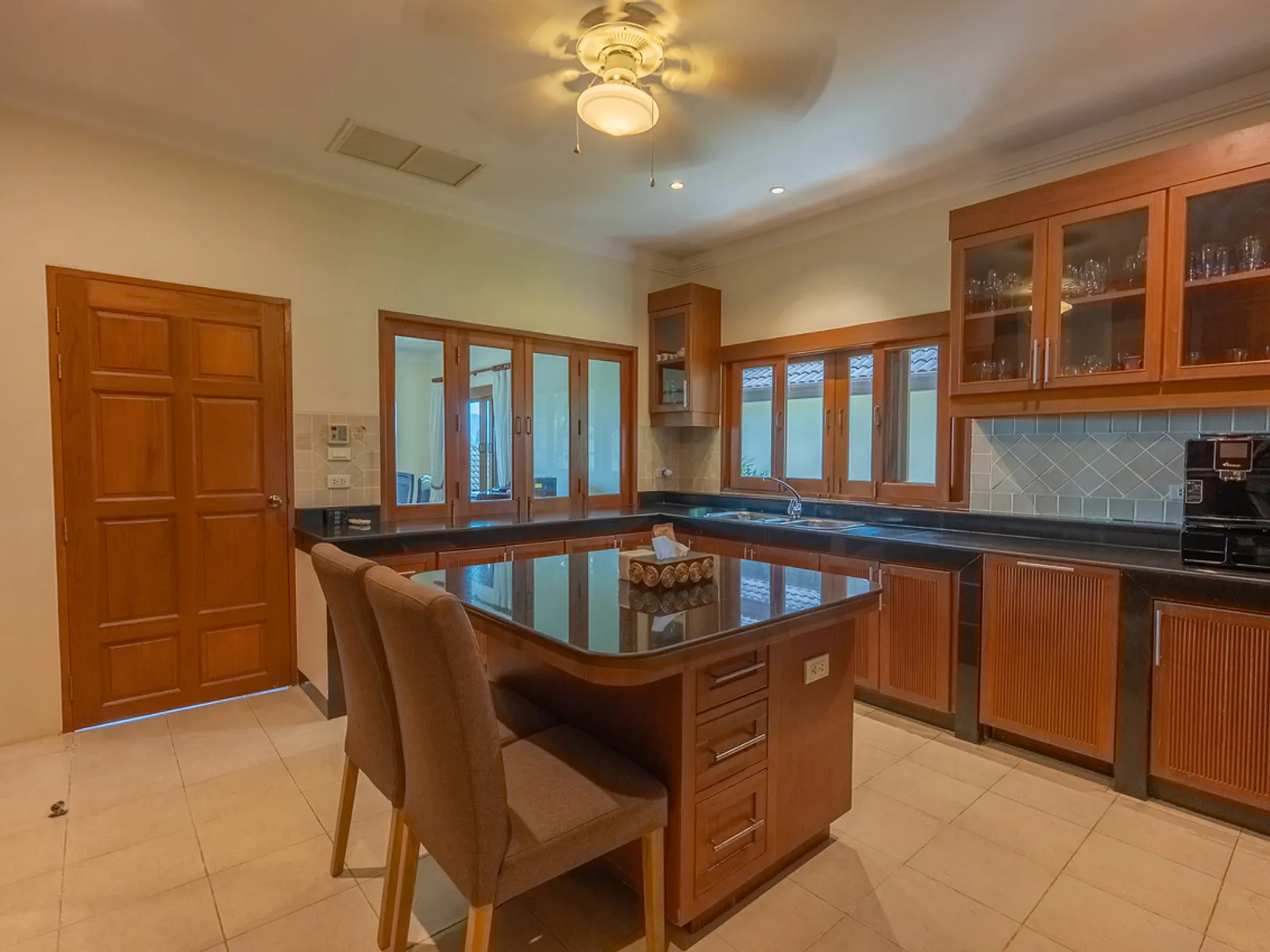 Лэйквуд Хиллс, вилла с 5 спальнями и бассейном на продажу, Лайан - Layan, Phuket - Фото 14