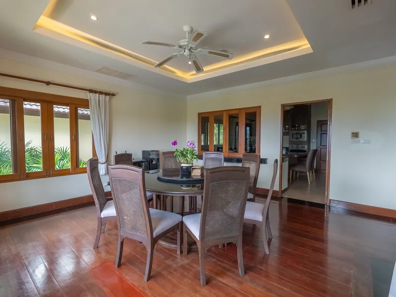 Лэйквуд Хиллс, вилла с 5 спальнями и бассейном на продажу, Лайан - Layan, Phuket - Главное фото
