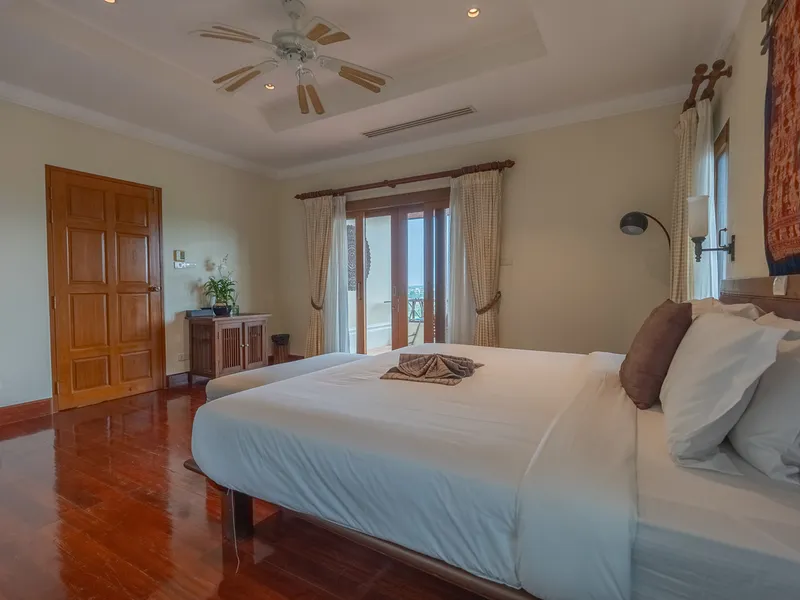 Лэйквуд Хиллс, вилла с 5 спальнями и бассейном на продажу, Лайан - Layan, Phuket - Главное фото