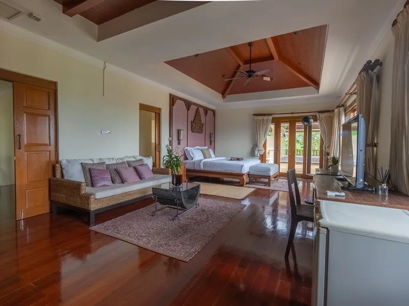Лэйквуд Хиллс, вилла с 5 спальнями и бассейном на продажу, Лайан - Layan, Phuket - Главное фото