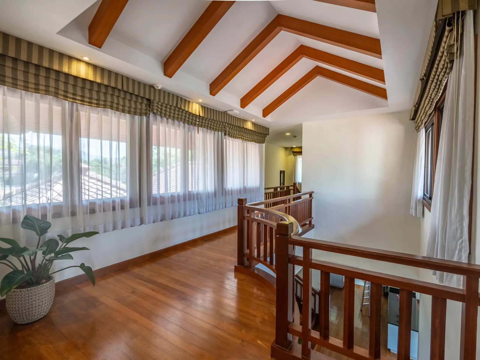 Продается 4-спальная вилла с бассейном у озера, Лагуна - Laguna, Phuket - Фото 27
