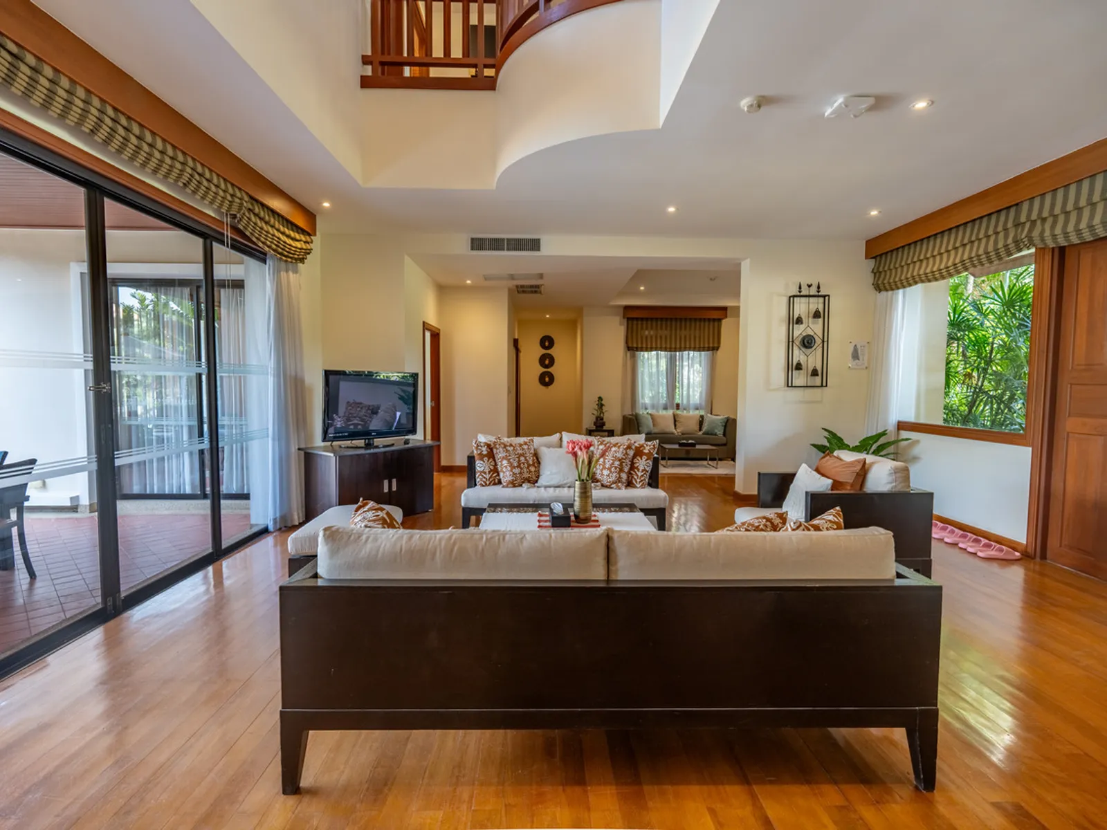 Продается 4-спальная вилла с бассейном у озера, Лагуна - Laguna, Phuket - Фото 24
