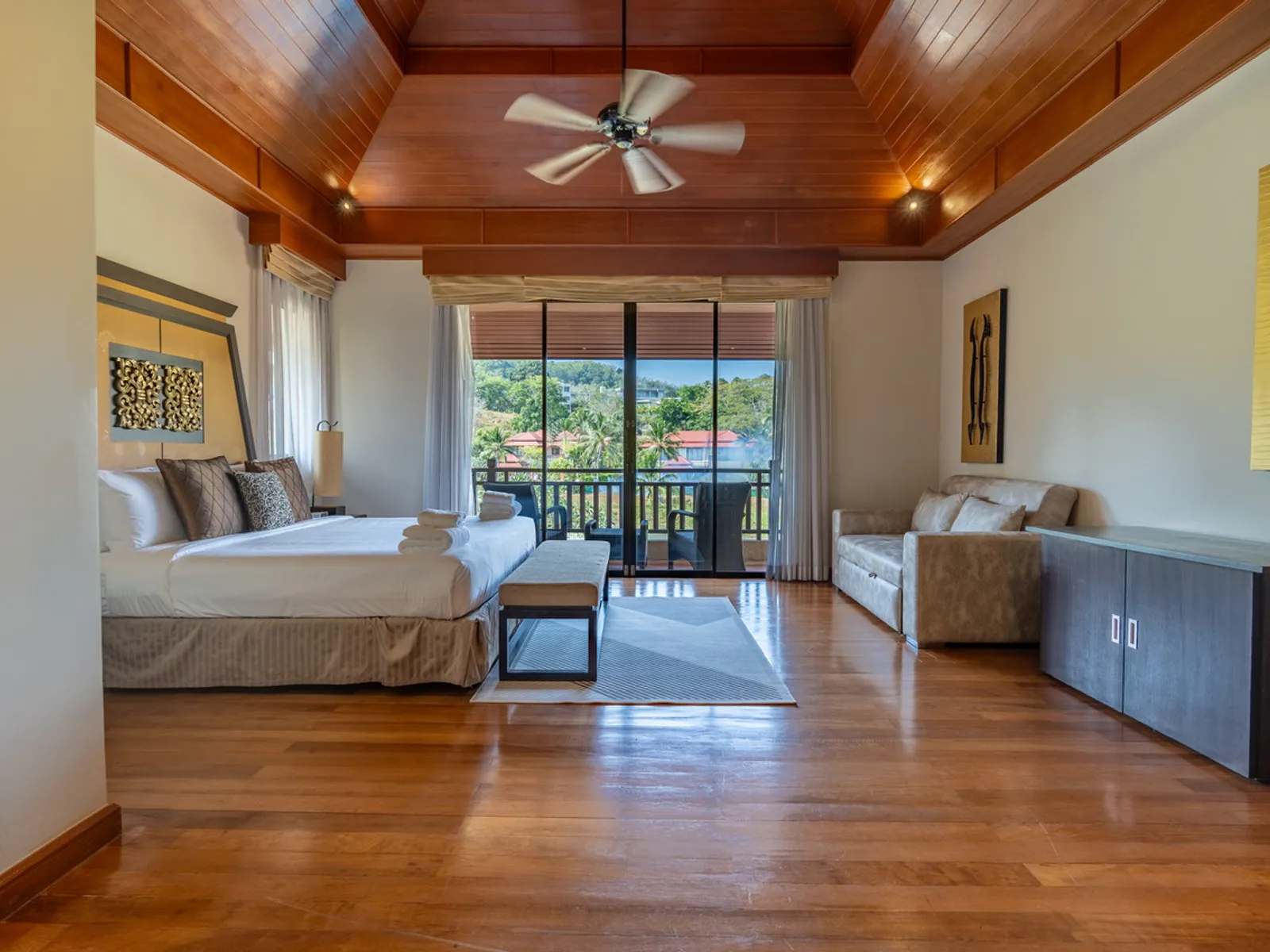 Продается 4-спальная вилла с бассейном у озера, Лагуна - Laguna, Phuket - Фото 33