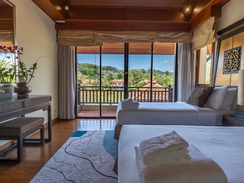 Продается 4-спальная вилла с бассейном у озера, Лагуна - Laguna, Phuket - Главное фото