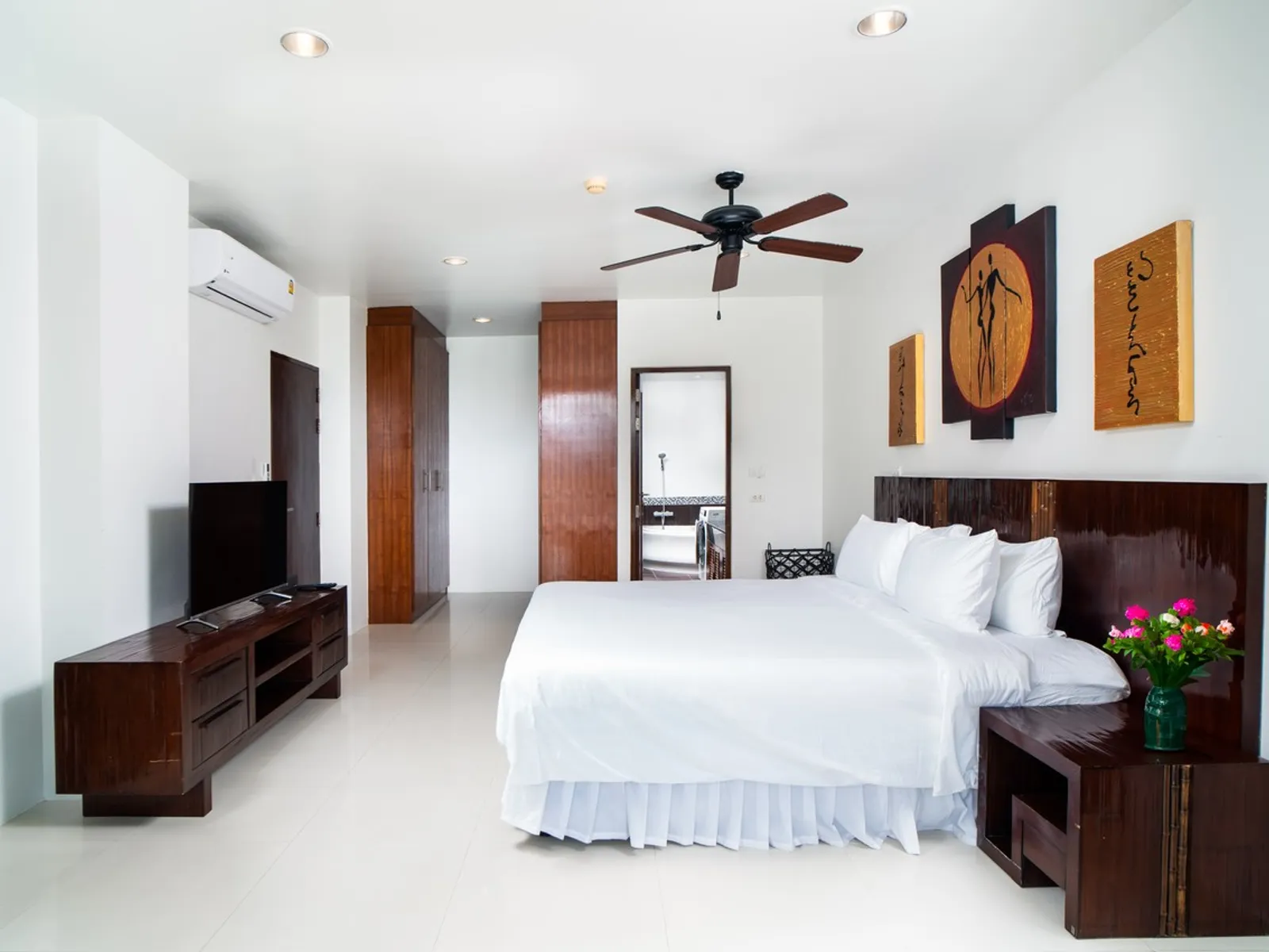 3-Bedroom Ocean View Condo for Rent, Surin Beach Area - Surin Beach, Phuket - Photo 21