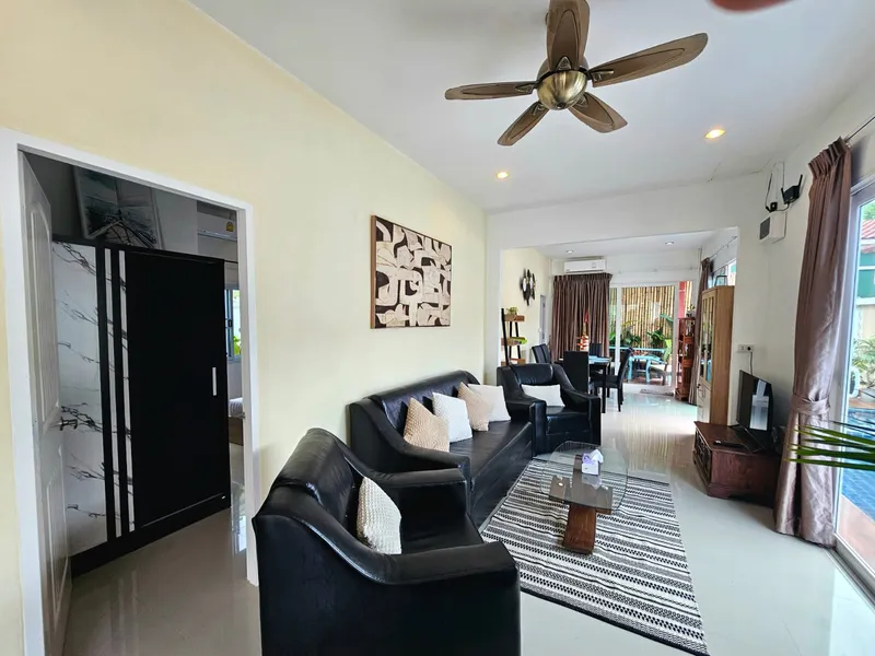 3-Bedroom Pool Villa, 250 sqm, Rawai, Freehold - Rawai, Phuket - Main photo
