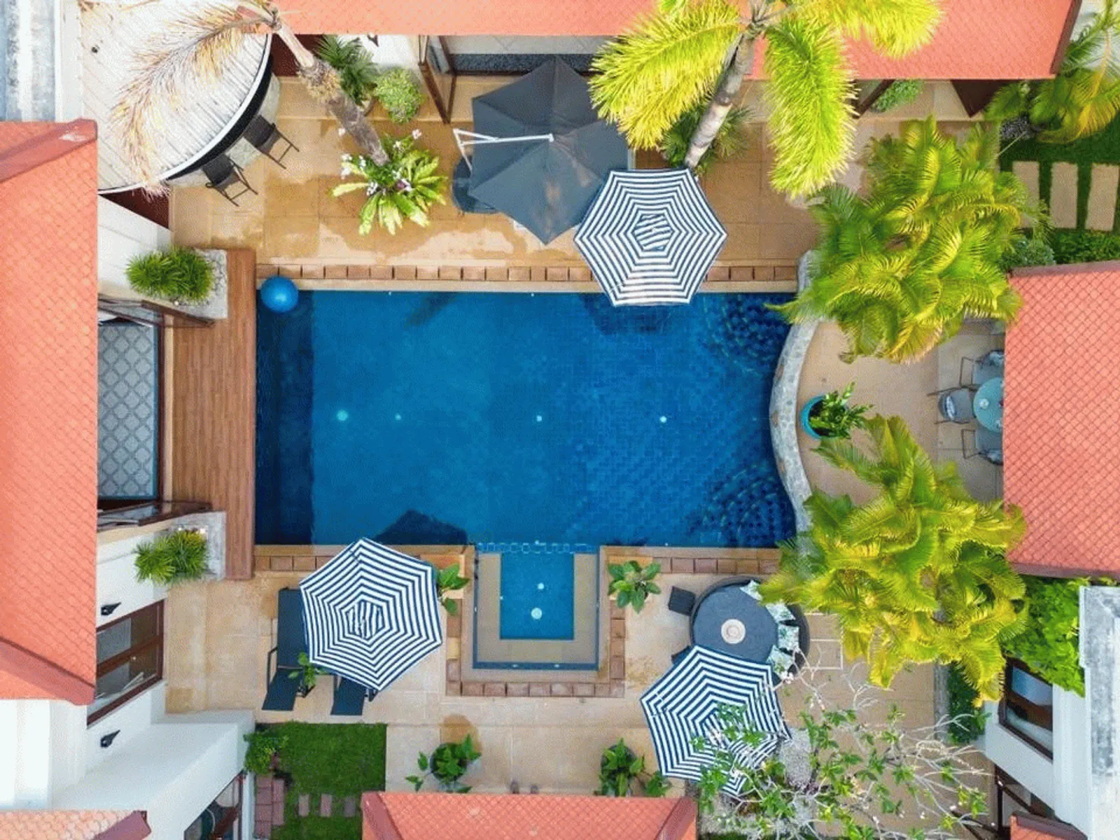 Sai Taan Estate, 5-Bedroom Balinese Villa for Rent, Bang Tao - Bang Tao, Phuket - Photo 2