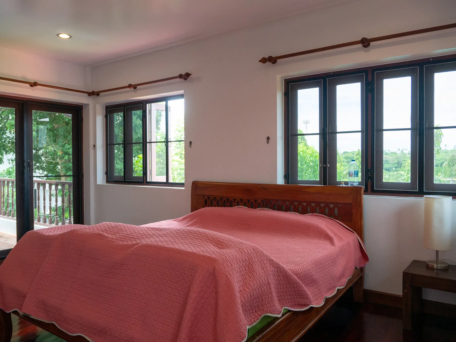 7-Bedroom Estate with Pool and Guest Bungalows, Rawai, Freehold - Rawai, Phuket - Photo 26