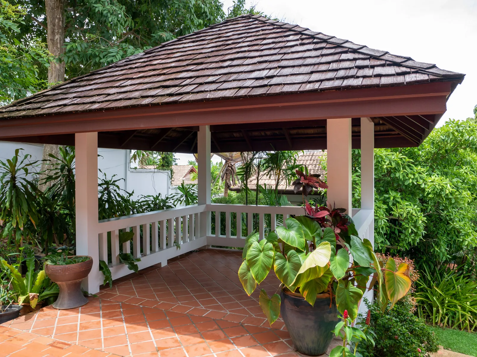 7-Bedroom Estate with Pool and Guest Bungalows, Rawai, Freehold - Rawai, Phuket - Photo 50