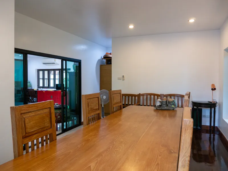 7-Bedroom Estate with Pool and Guest Bungalows, Rawai, Freehold - Rawai, Phuket - Main photo