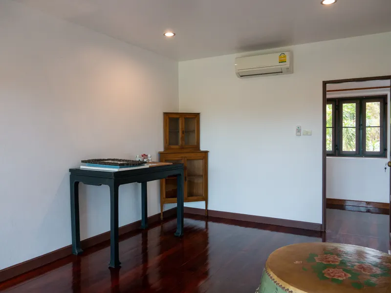 7-Bedroom Estate with Pool and Guest Bungalows, Rawai, Freehold - Rawai, Phuket - Main photo