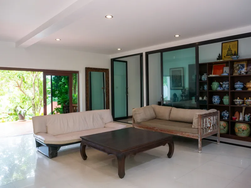 7-Bedroom Estate with Pool and Guest Bungalows, Rawai, Freehold - Rawai, Phuket - Main photo