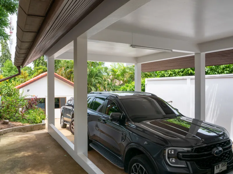7-Bedroom Estate with Pool and Guest Bungalows, Rawai, Freehold - Rawai, Phuket - Main photo