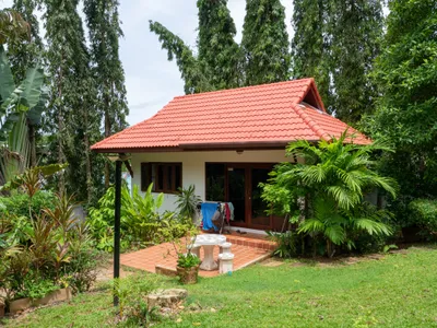 7-Bedroom Estate with Pool and Guest Bungalows, Rawai, Freehold - Rawai, Phuket - Photo 43