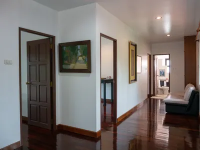 7-Bedroom Estate with Pool and Guest Bungalows, Rawai, Freehold - Rawai, Phuket - Photo 34