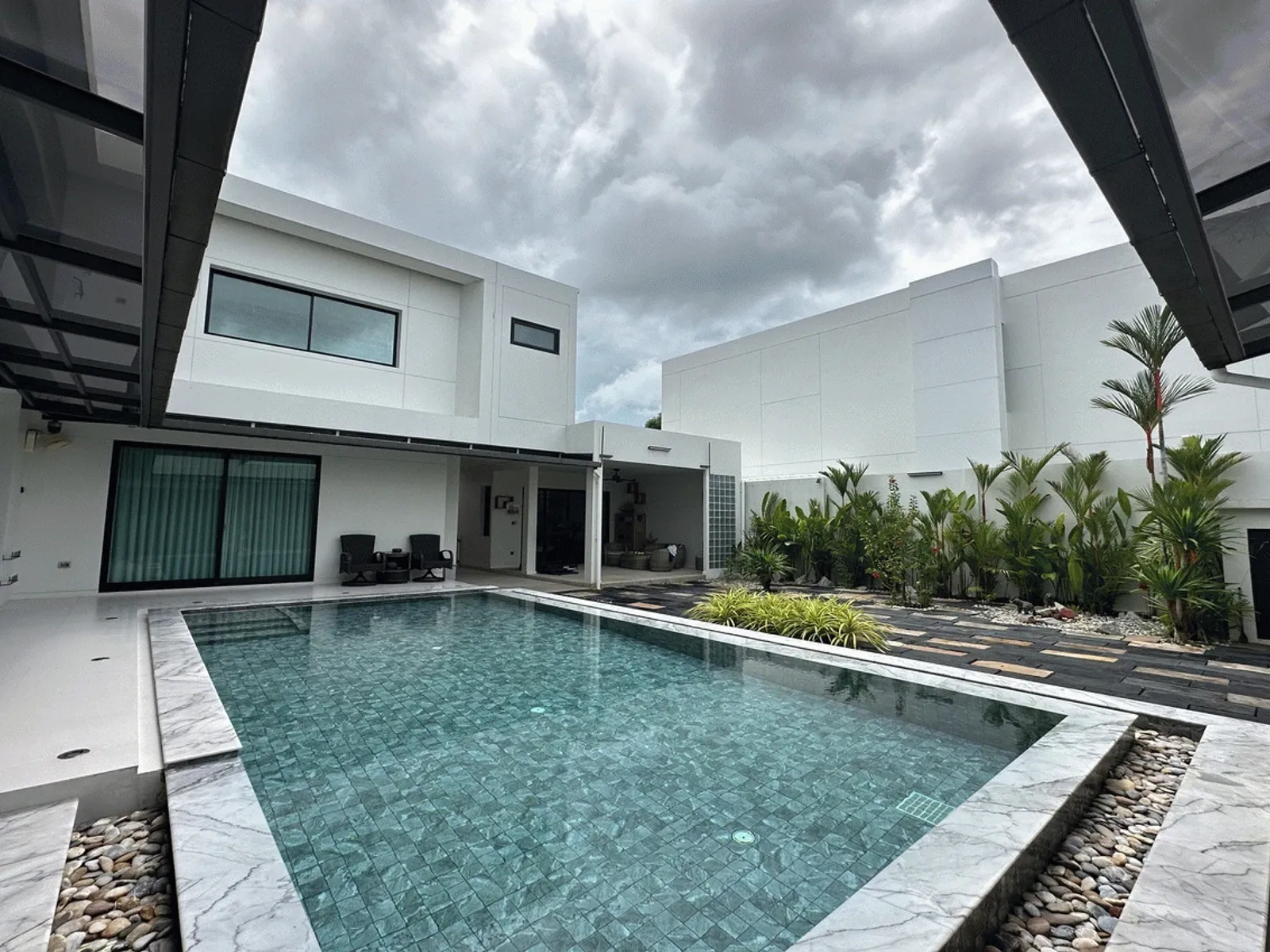 Современная вилла с 5 спальнями и бассейном в Пхукет-Тауне - Phuket Town, Phuket - Фото 3
