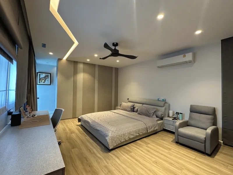 Современная вилла с 5 спальнями и бассейном в Пхукет-Тауне - Phuket Town, Phuket - Главное фото