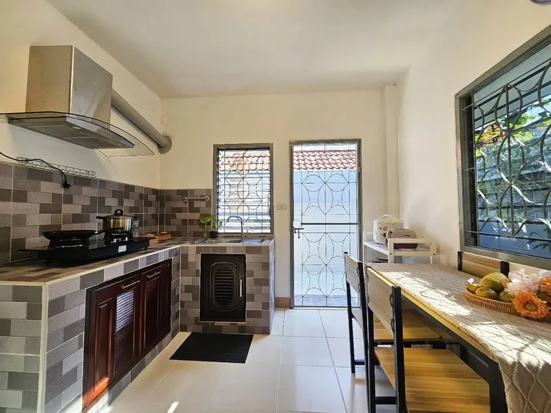 3-Bedroom Pet-Friendly House for Rent, Thalang, Sublease OK - Thalang, Phuket - Main photo
