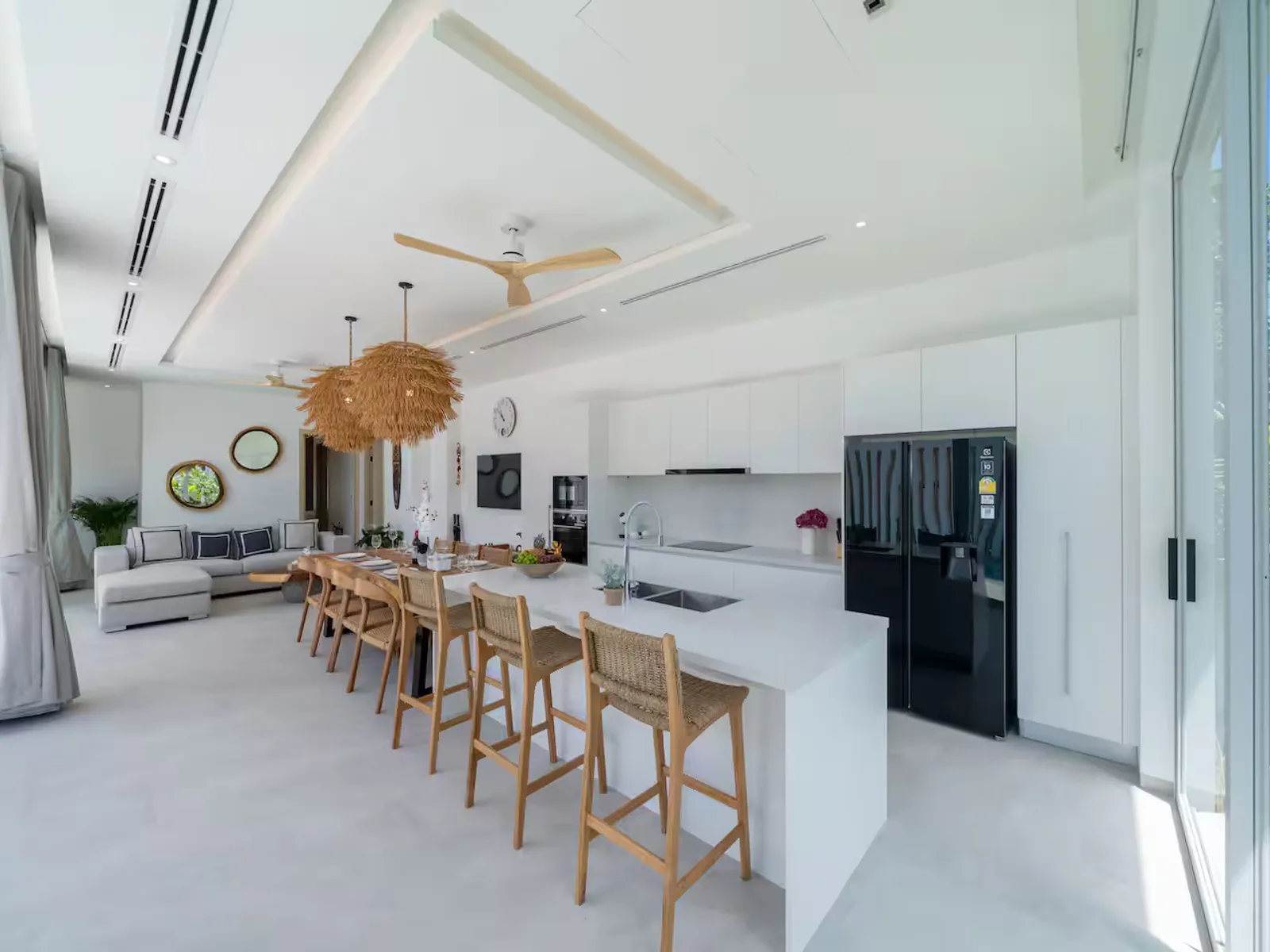 4-Bedroom Pool Villa for Sale, Rawai, Freehold - Rawai, Phuket, Thailand - Photo 5