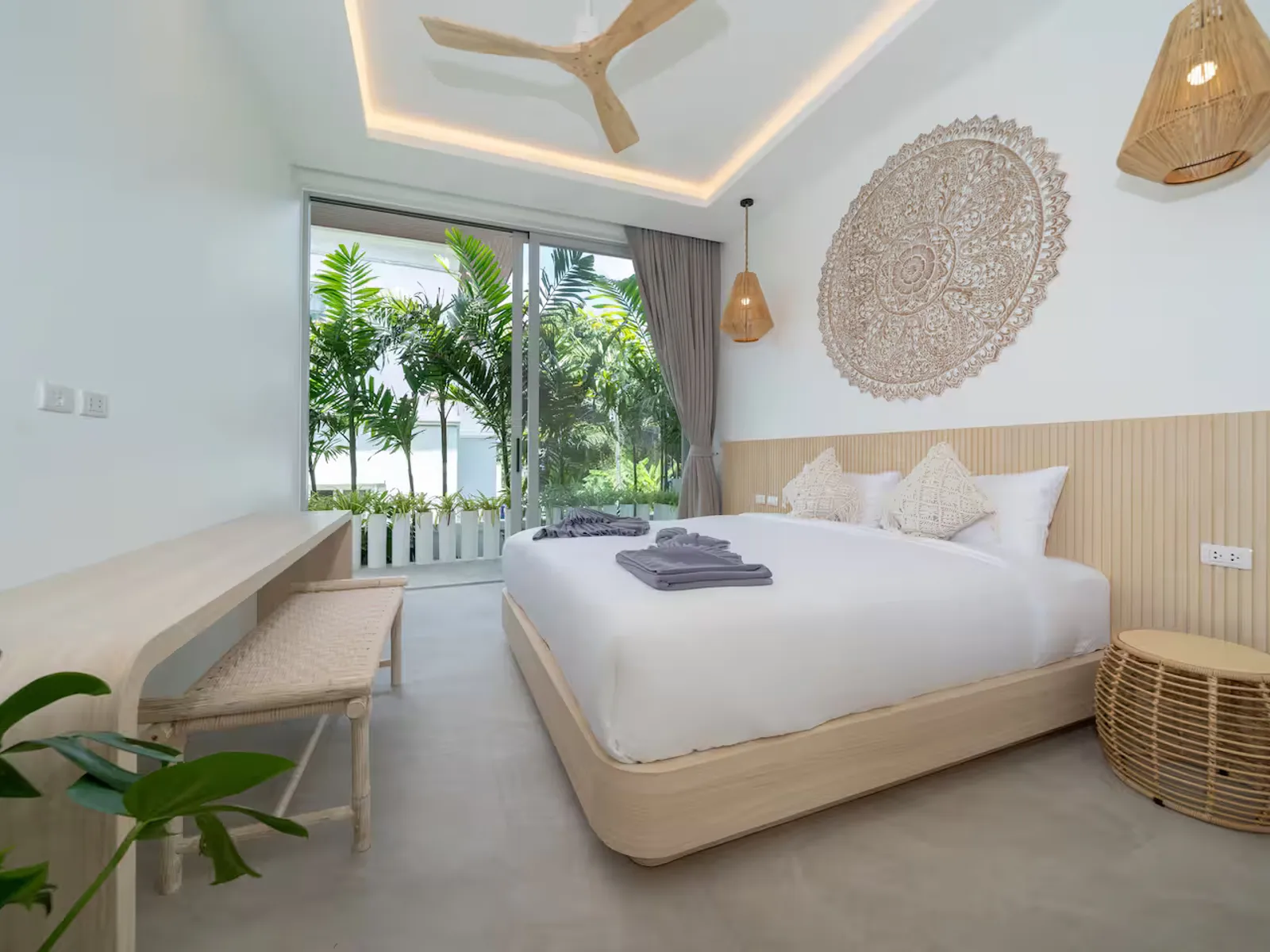 4-Bedroom Pool Villa for Sale, Rawai, Freehold - Rawai, Phuket, Thailand - Photo 14