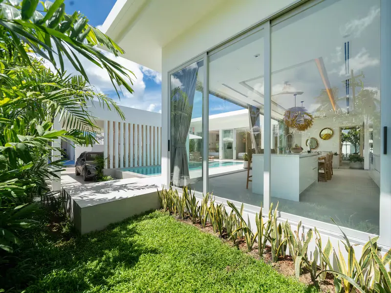 4-Bedroom Pool Villa for Sale, Rawai, Freehold - Rawai, Phuket, Thailand - Main photo