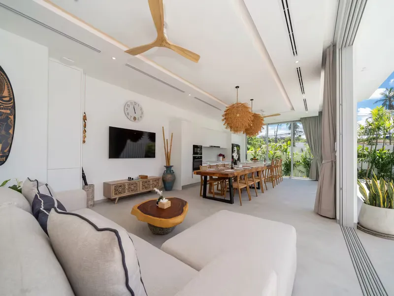 4-Bedroom Pool Villa for Sale, Rawai, Freehold - Rawai, Phuket, Thailand - Main photo