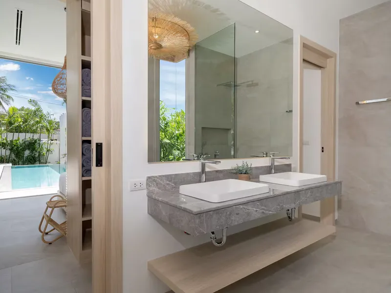 4-Bedroom Pool Villa for Sale, Rawai, Freehold - Rawai, Phuket, Thailand - Main photo