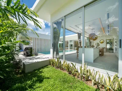 4-Bedroom Pool Villa for Sale, Rawai, Freehold - Rawai, Phuket, Thailand - Photo 25