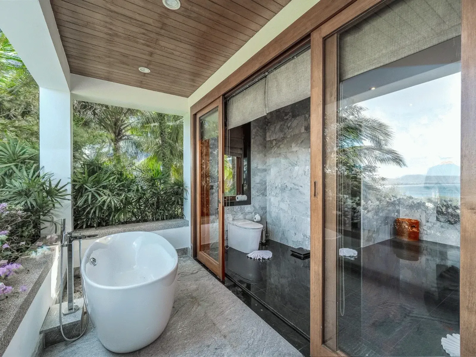 10-Bedroom Sea View Pool Villa for Rent, Surin Hill - Surin Beach, Phuket - Photo 13