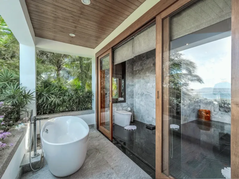 10-Bedroom Sea View Pool Villa for Rent, Surin Hill - Surin Beach, Phuket - Main photo