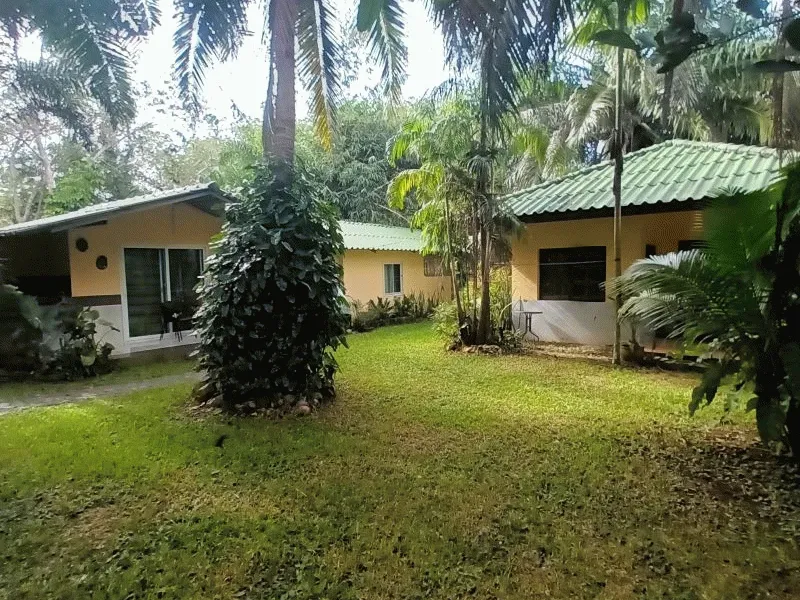 Secluded 4-Bedroom Property on 800 sqm, Rawai, Freehold - Rawai, Phuket - Main photo
