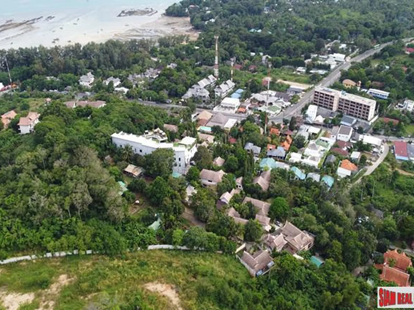 4,590 sqm Land with Pool House for Sale, Rawai, 10 Min Walk to Beach, Freehold - Rawai, Phuket - Photo 1