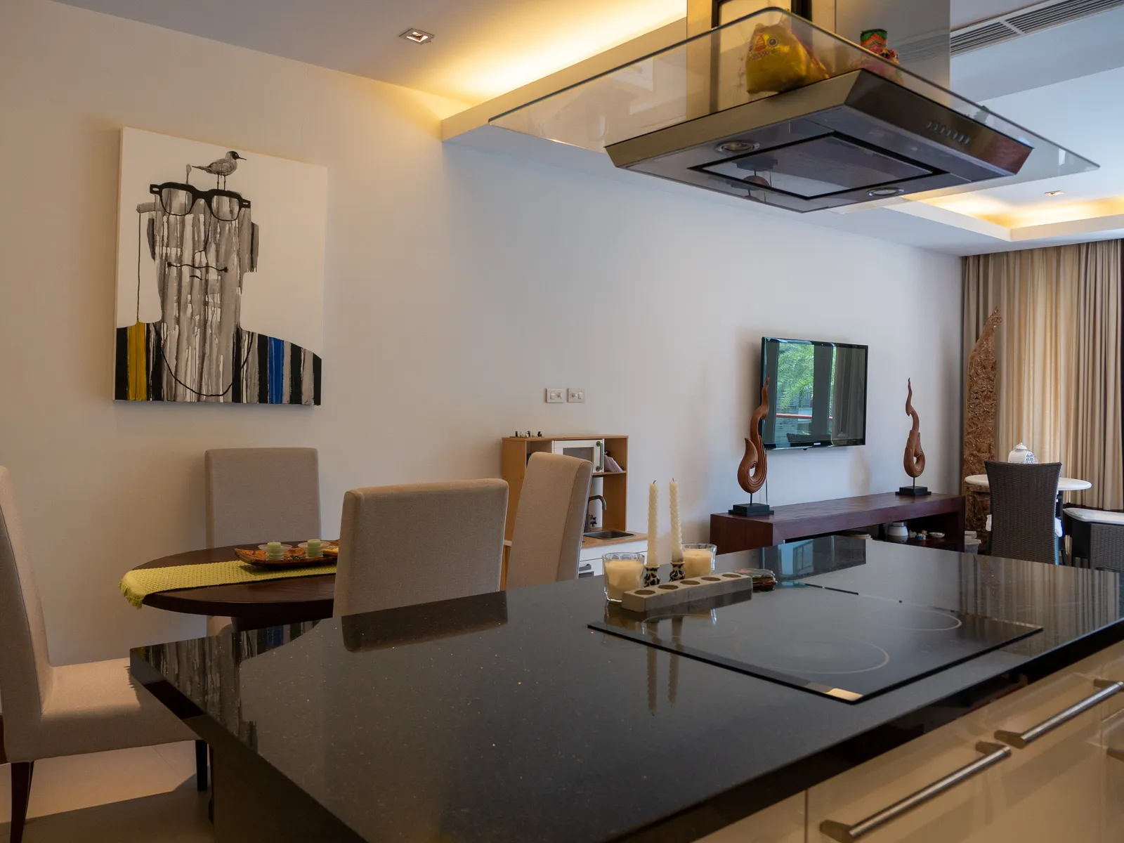 2-Bedroom Pool View Condo for Sale, Nai Thon, Near Airport - Nai Thon, Phuket - Photo 11