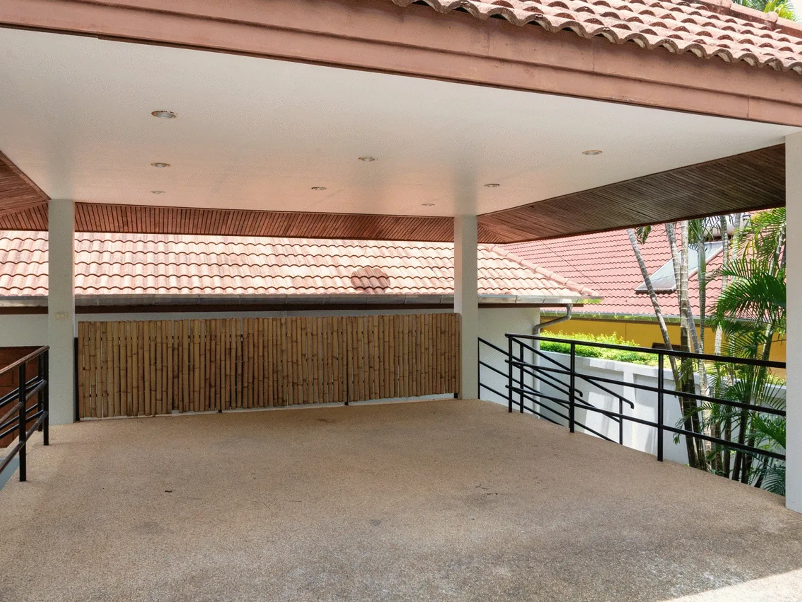 Private Pool Villa with 2 Separate Houses | 5 Bedrooms | Leasehold - Rawai, Phuket - Photo 30