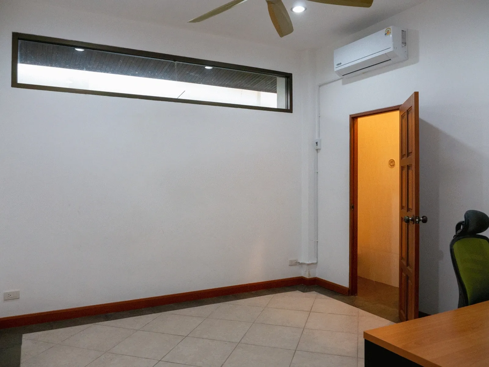 Private Pool Villa with 2 Separate Houses | 5 Bedrooms | Leasehold - Rawai, Phuket - Photo 26
