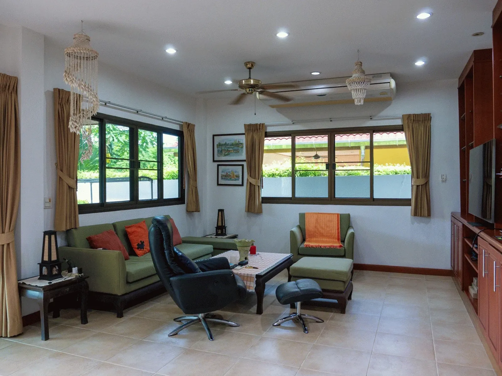 Private Pool Villa with 2 Separate Houses | 5 Bedrooms | Leasehold - Rawai, Phuket - Photo 18
