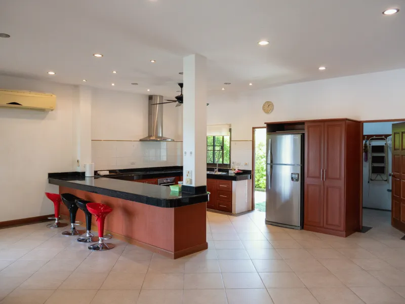 Private Pool Villa with 2 Separate Houses | 5 Bedrooms | Leasehold - Rawai, Phuket - Main photo