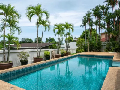 Private Pool Villa with 2 Separate Houses | 5 Bedrooms | Leasehold - Rawai, Phuket - Photo 6