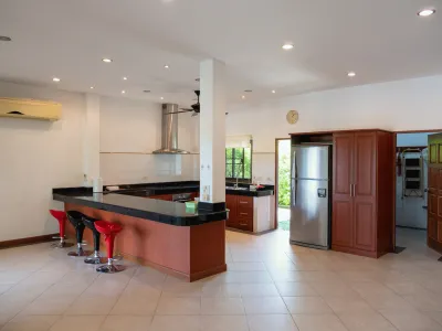 Private Pool Villa with 2 Separate Houses | 5 Bedrooms | Leasehold - Rawai, Phuket - Photo 38