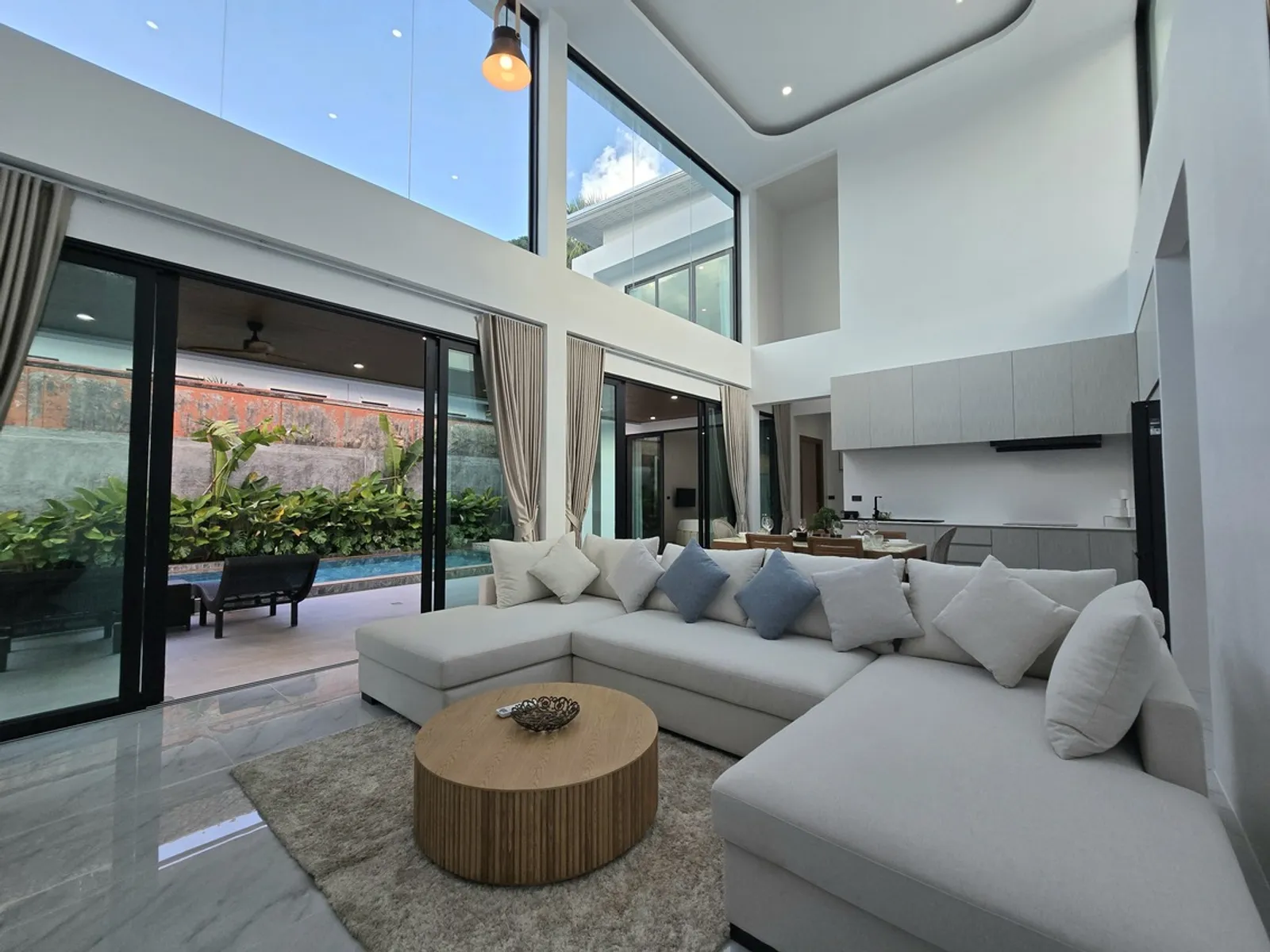 3-Bedroom New Pool Villa for Sale, Rawai, High Ceilings, Freehold - Rawai, Phuket - Photo 8