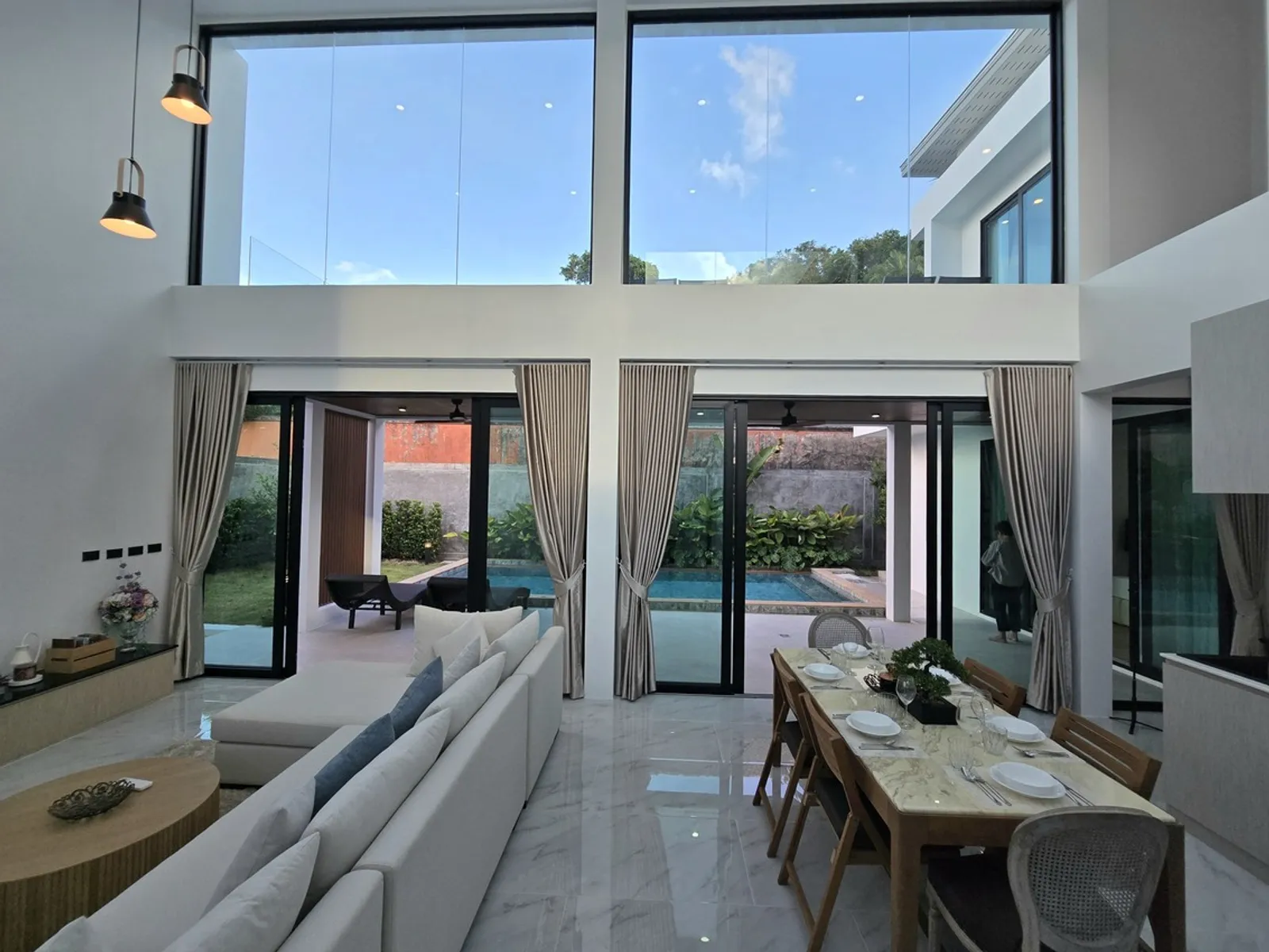 3-Bedroom New Pool Villa for Sale, Rawai, High Ceilings, Freehold - Rawai, Phuket - Photo 10