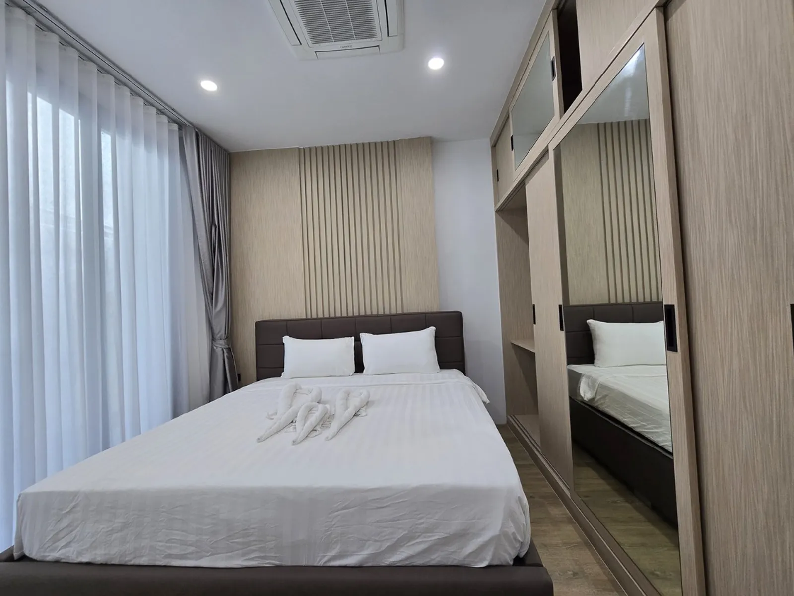 3-Bedroom New Pool Villa for Sale, Rawai, High Ceilings, Freehold - Rawai, Phuket - Photo 28