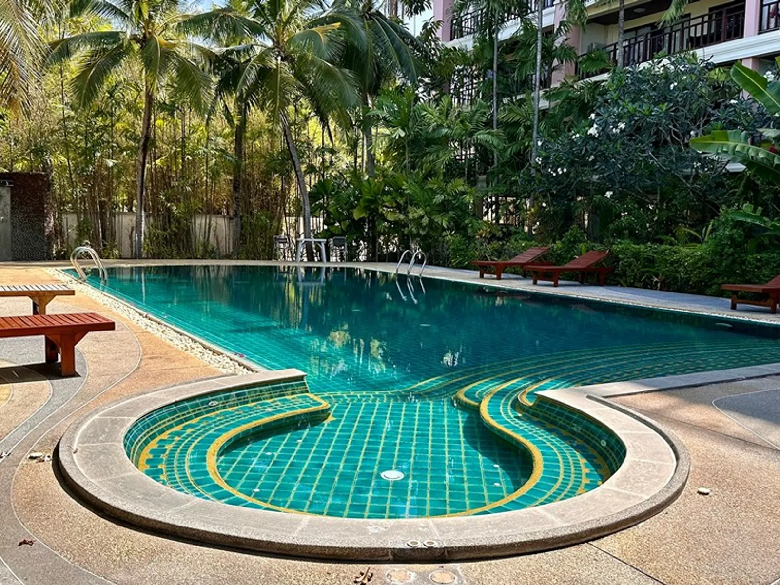 2-Bedroom Sea View Condo for Sale, Rawai, Fully Renovated - Rawai, Phuket - Photo 3