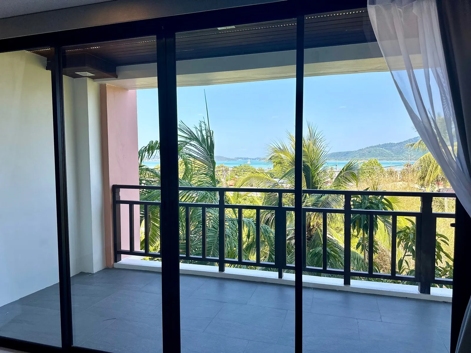 2-Bedroom Sea View Condo for Sale, Rawai, Fully Renovated - Rawai, Phuket - Photo 6
