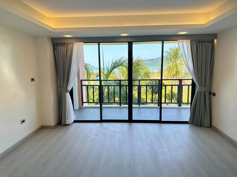 2-Bedroom Sea View Condo for Sale, Rawai, Fully Renovated - Rawai, Phuket - Main photo