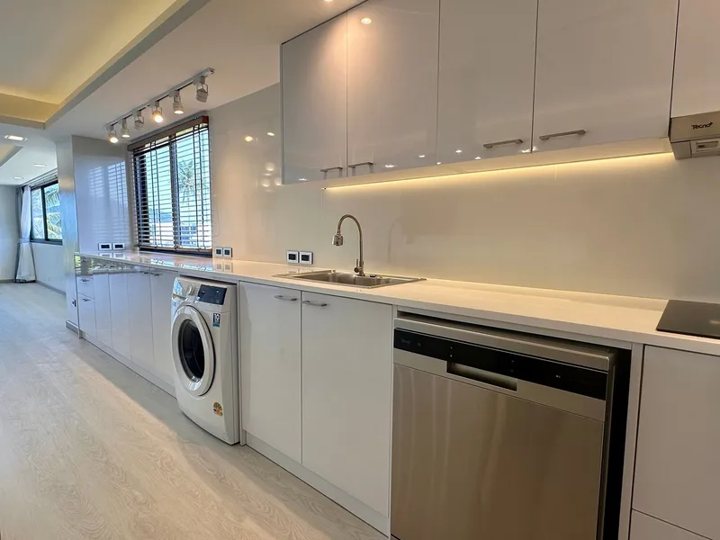 2-Bedroom Sea View Condo for Sale, Rawai, Fully Renovated - Rawai, Phuket - Main photo